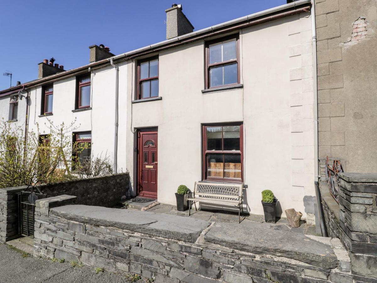 Miners Cottage Blaenau Ffestiniog Exterior photo